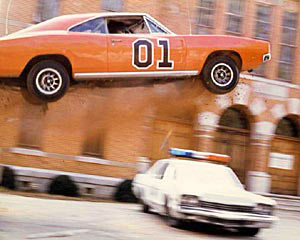 The General Lee jumps over a cop car